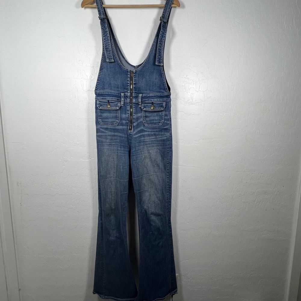 American Eagle Flare Overalls Medium Wash Super Stretch Zip Front Denim 8 Reg